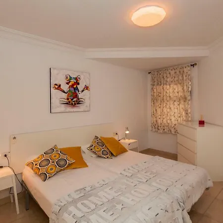 Charming Apt In Los Cristianos Center